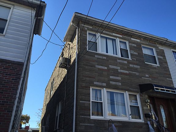 4th image of 926 E 89th St