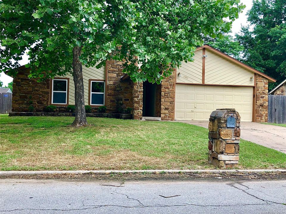 1st image of 13975 S Oak Pl E