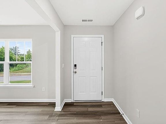 5th image of 2142 Pierett Cir