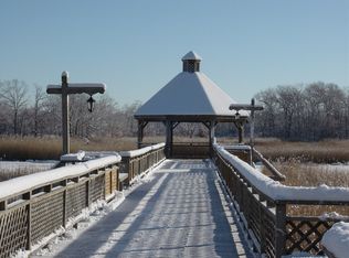 4 Longview Ter, Madison, CT 06443