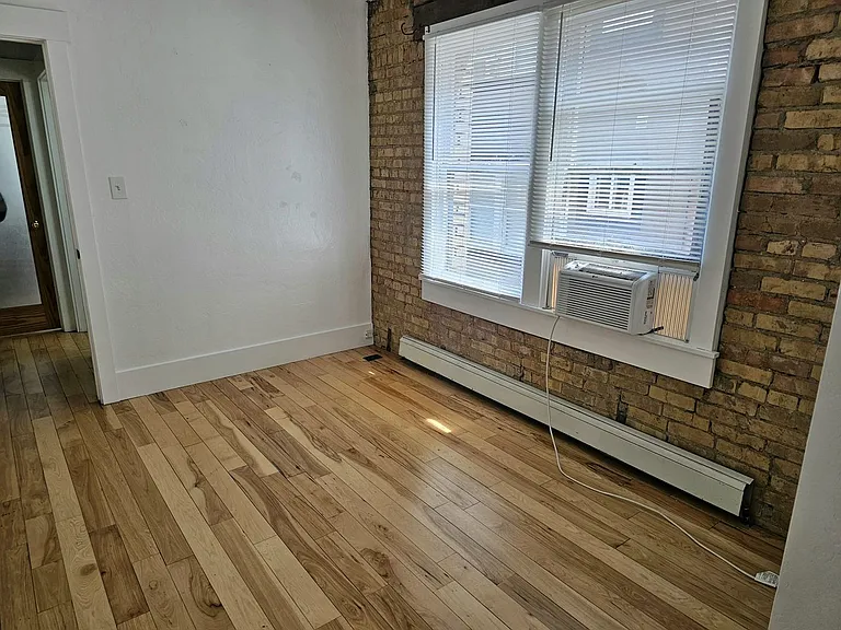 156-162 168 I St — Photo 18
