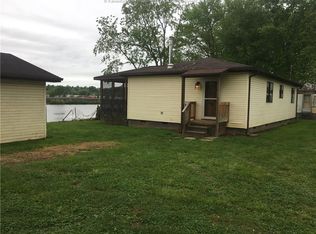107 River Ave, Nitro, WV 25143