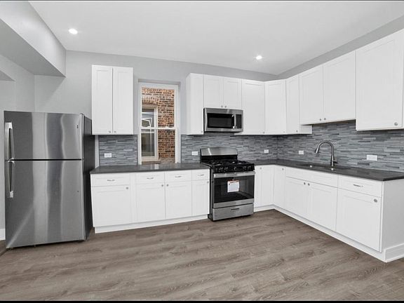 5th image of 4224 W Cullerton St #1