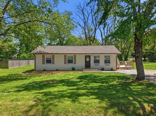 1302 E Grundy St, Tullahoma, TN 37388