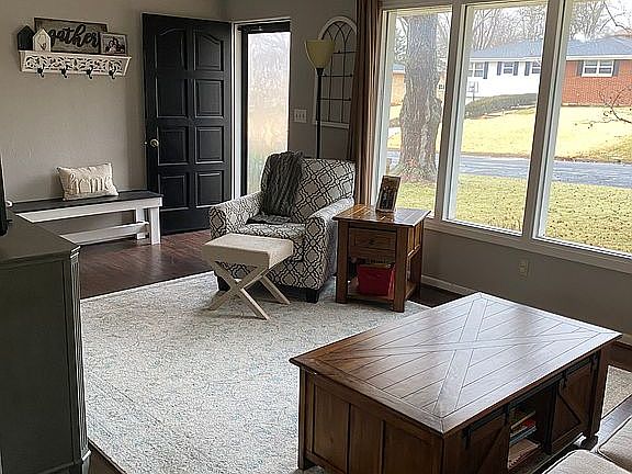 4th image of 6903 N Patricia Ln