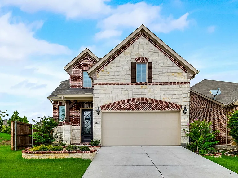 15901 Crosslake Ct — Photo 1