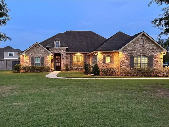 27434 French Settlement Dr, Daphne, AL 36526