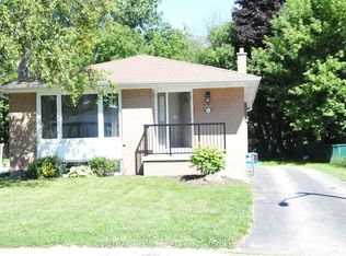 66 Collins Cres, Aurora, ON L4G2W2