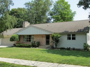 457 Cedar St, Manistee, MI 49660