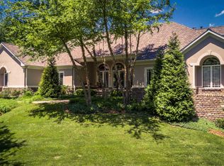 14601 Dominick Michael Dr, Louisville, KY 40299
