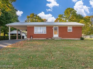 360 W Maple Ave, Hodgenville, KY 42748