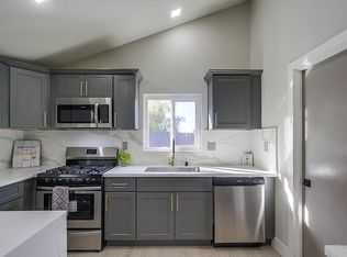 618 E Division St, National City, CA 91950
