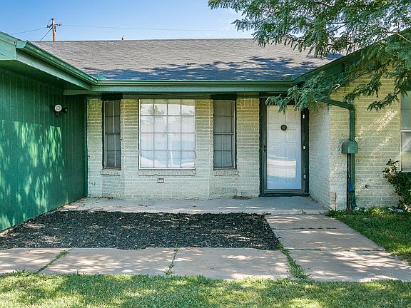 5th image of 5806 SW 49th Ave