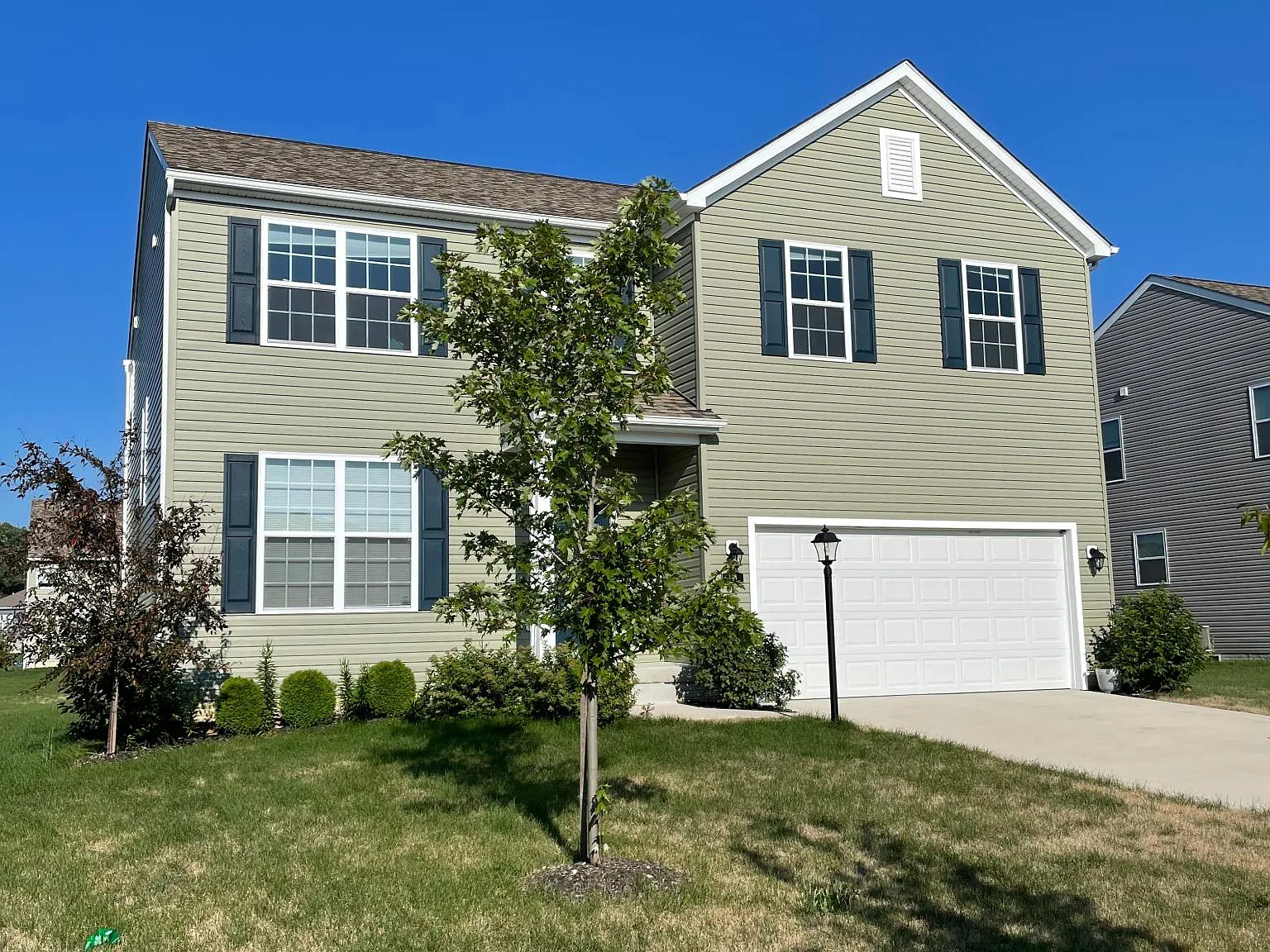 515 Weaver Ridge Dr — Photo 2