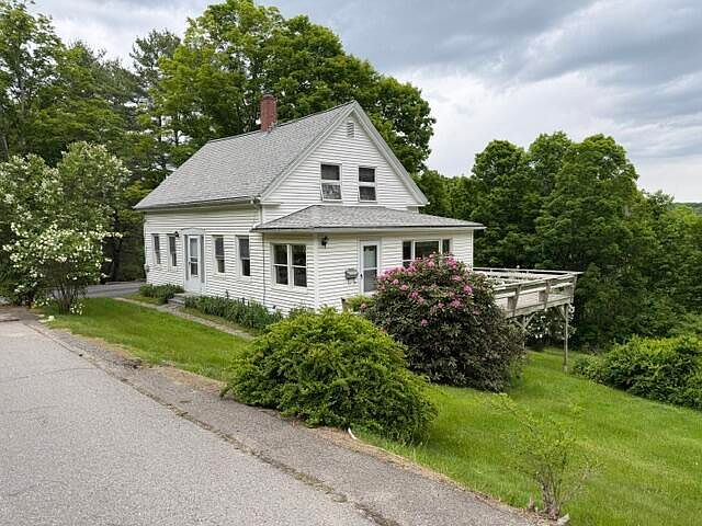 1st image of 28 Greenville Street