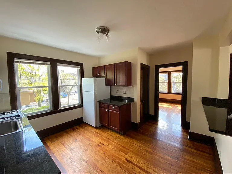 1745 W 31st Pl #3 — Photo 12