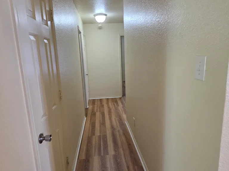 5109 Coach Stop Dr — Photo 12
