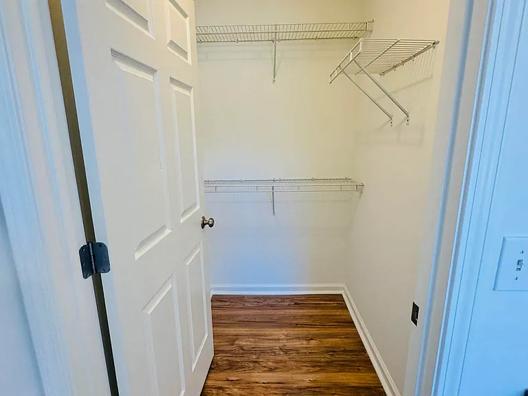 Walk in Closet