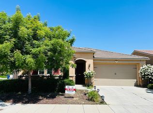 3821 Joaquin Ave, Clovis, CA 93619