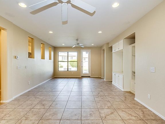 4th image of 3808 S 99th Dr