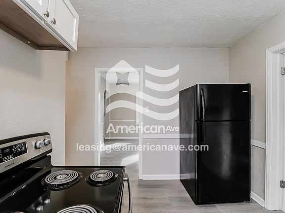 736891_005_wm_-_kitchen_13214819.jpg