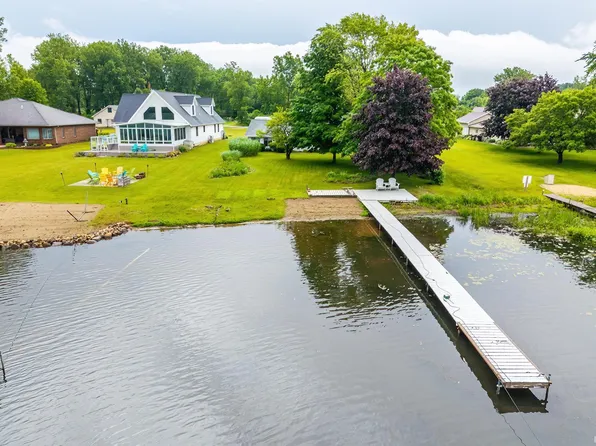 75 Lane 110b Big Otter Lk, Fremont, IN 46737