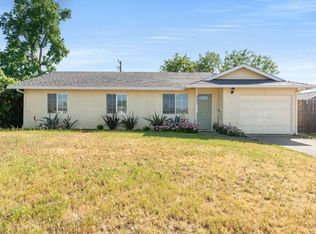 6353 La Cienega Dr, North Highlands, CA 95660