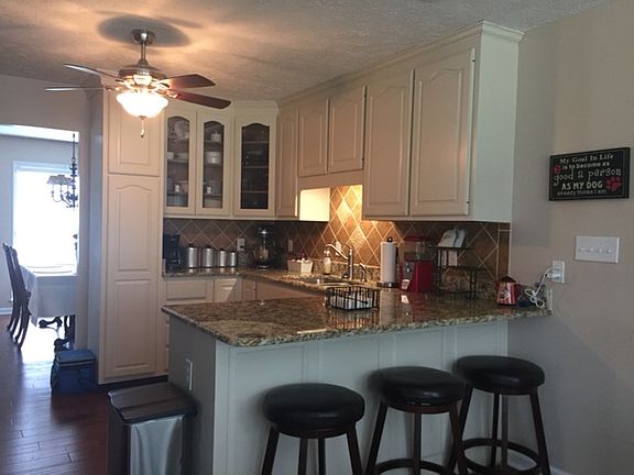 5th image of 477 Derby Ln