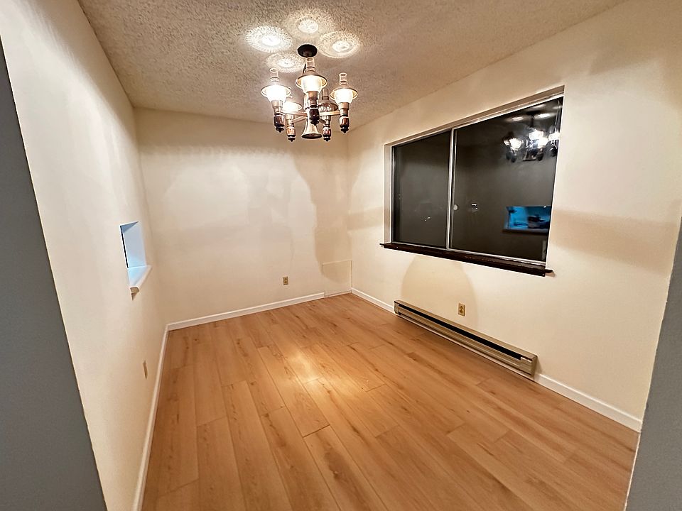 1st image of 4421 76th Ave W APT 1