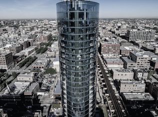 733 W Couch Pl #1, Chicago, IL 60661