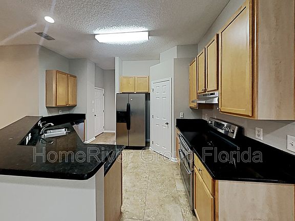 5th image of 12316 Benton Harbor Dr S