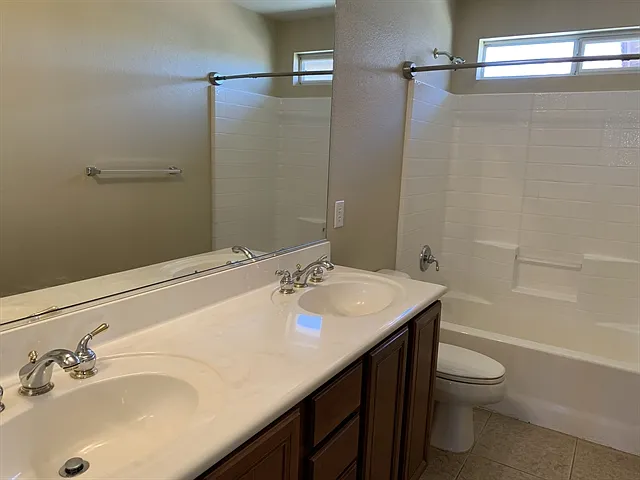 9866 Lanzarote Ct — Photo 11