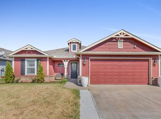 11411 E 110th Pl N, Owasso, OK 74055