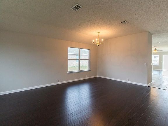 3rd image of 7105 Dublin Ct