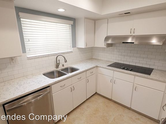 4th image of 5370 La Jolla Blvd Unit 105B