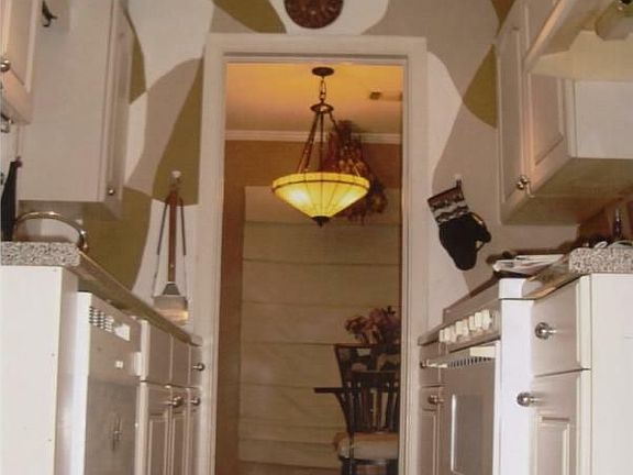 STATE OF THE ART KITCHEN