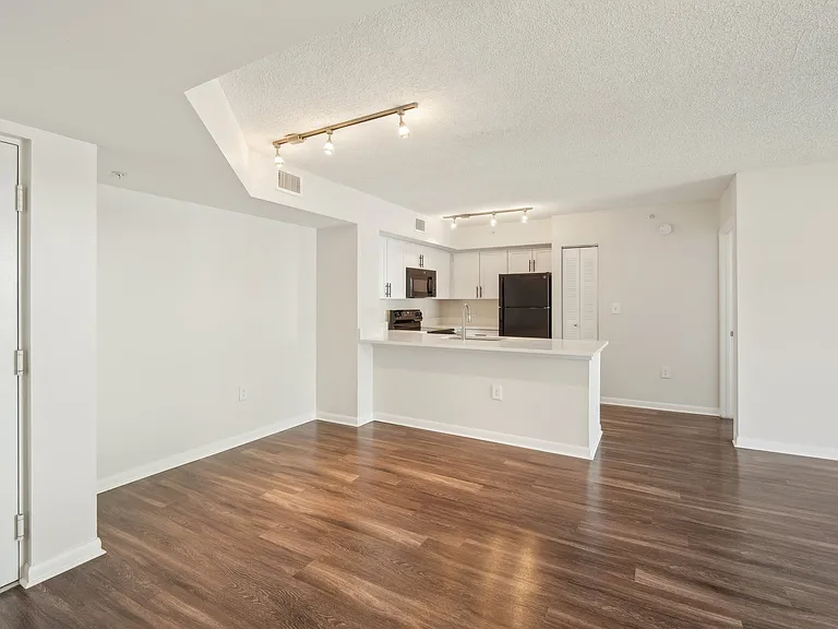 Coquina Cove Apartments — Photo 69
