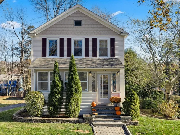 113 Bay State Rd, Worcester, MA 01606