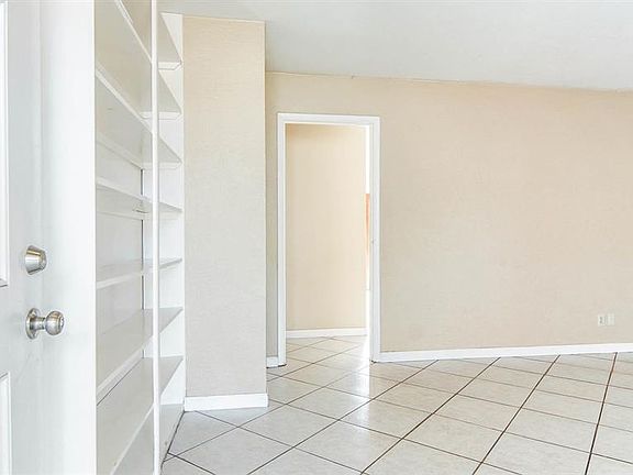 4th image of 5514 Indianola Dr