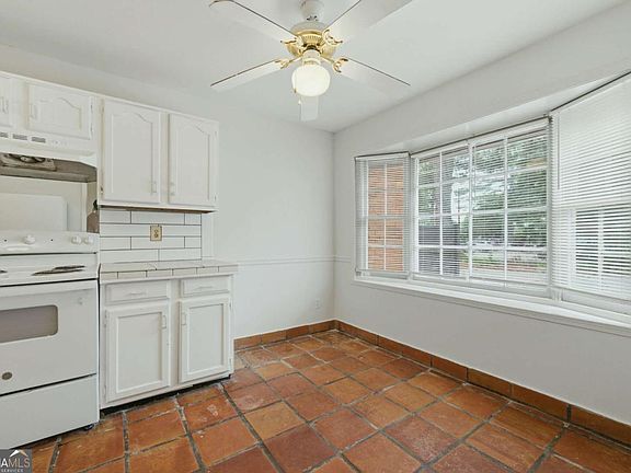 5th image of 667 Hunting Creek Ln SE