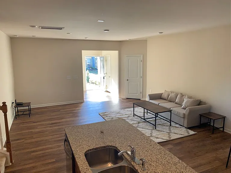 88 Whitesell Way — Photo 4