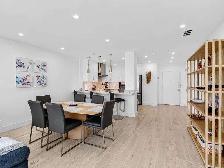 120 N Ocean Blvd #203 — Photo 16