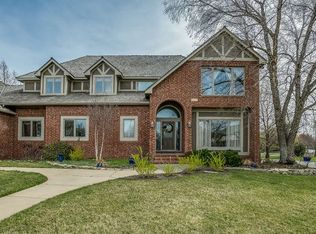 8918 E Clubside Cir, Wichita, KS 67206
