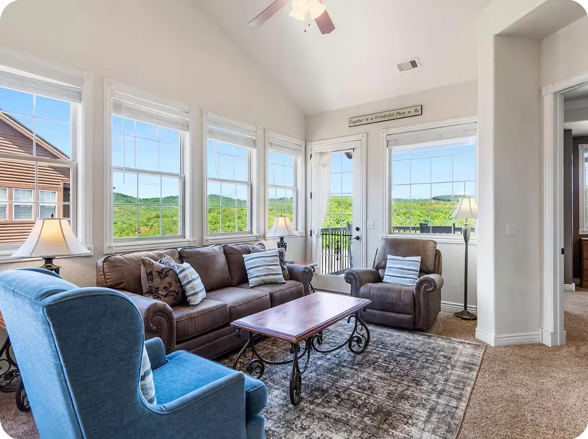 2 bed, 1038 sqft, $2,095 — Photo 1