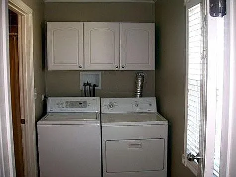Laundry Room (2nd Floor)