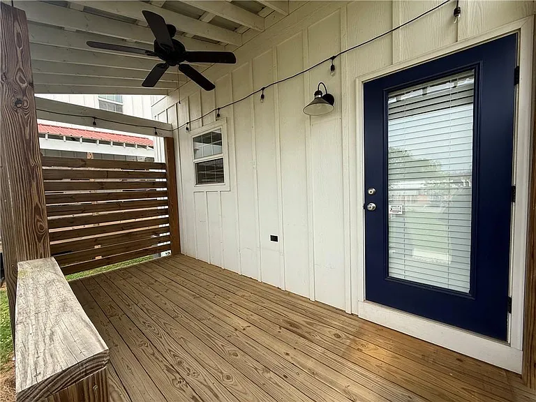 768 Grove St — Photo 14