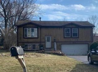 405 Grand Ave, Lake Zurich, IL