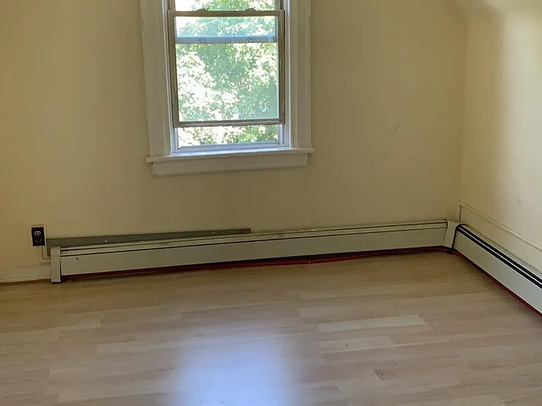 46 Jefferson Pl #3 — Photo 3