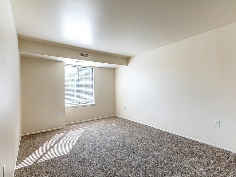 Regency Place Apartments — Photo 45