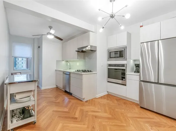 900 Palmer Road #2J, Bronxville, NY 10708